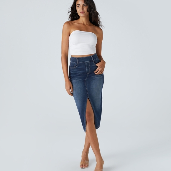 Halara Blue Denim Skirt - Picture 1 of 7